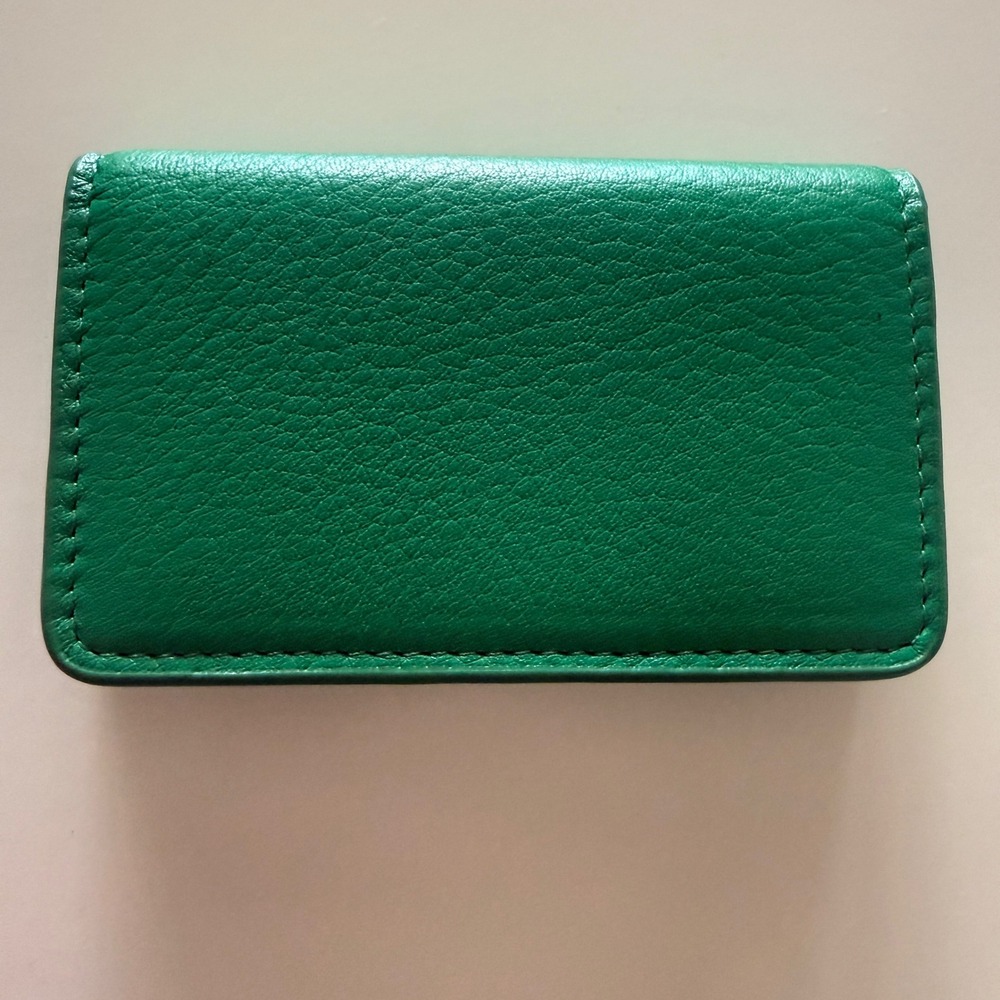 Leatherology Kelly Green Pebbled Leather Magnetic Business Card Case Wallet